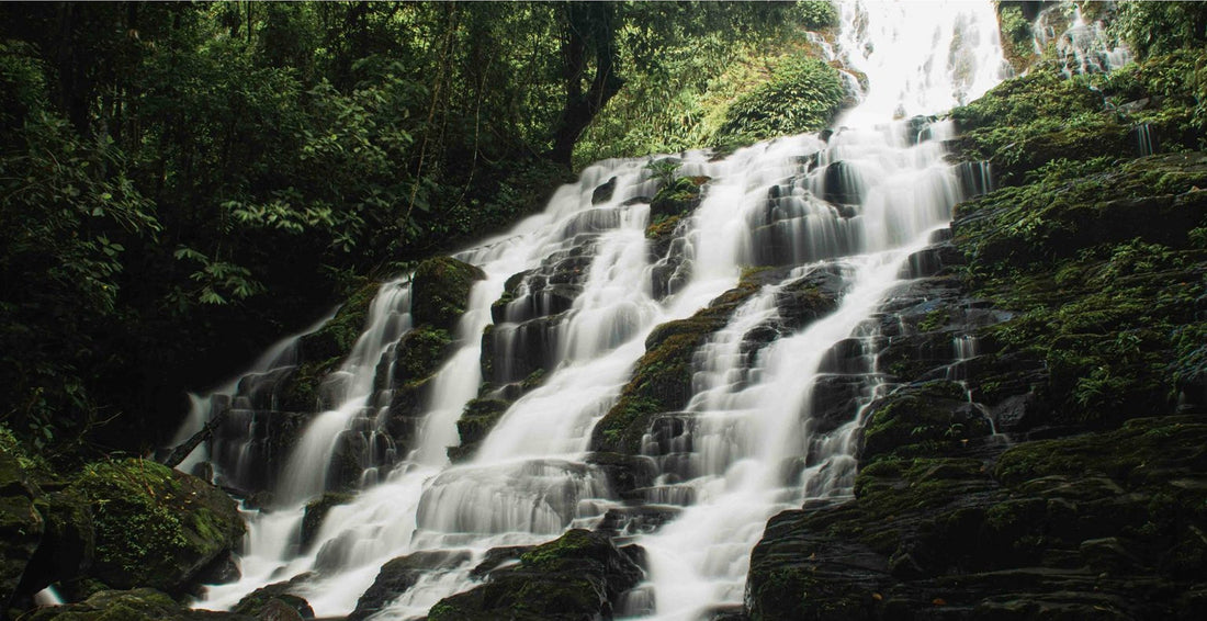 Top 5 Waterfalls in Panama and How to Fly Private